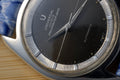 Universal Geneve Polerouter, cal. 69, vintage men's watch, exhibition caseback, retro Swiss design