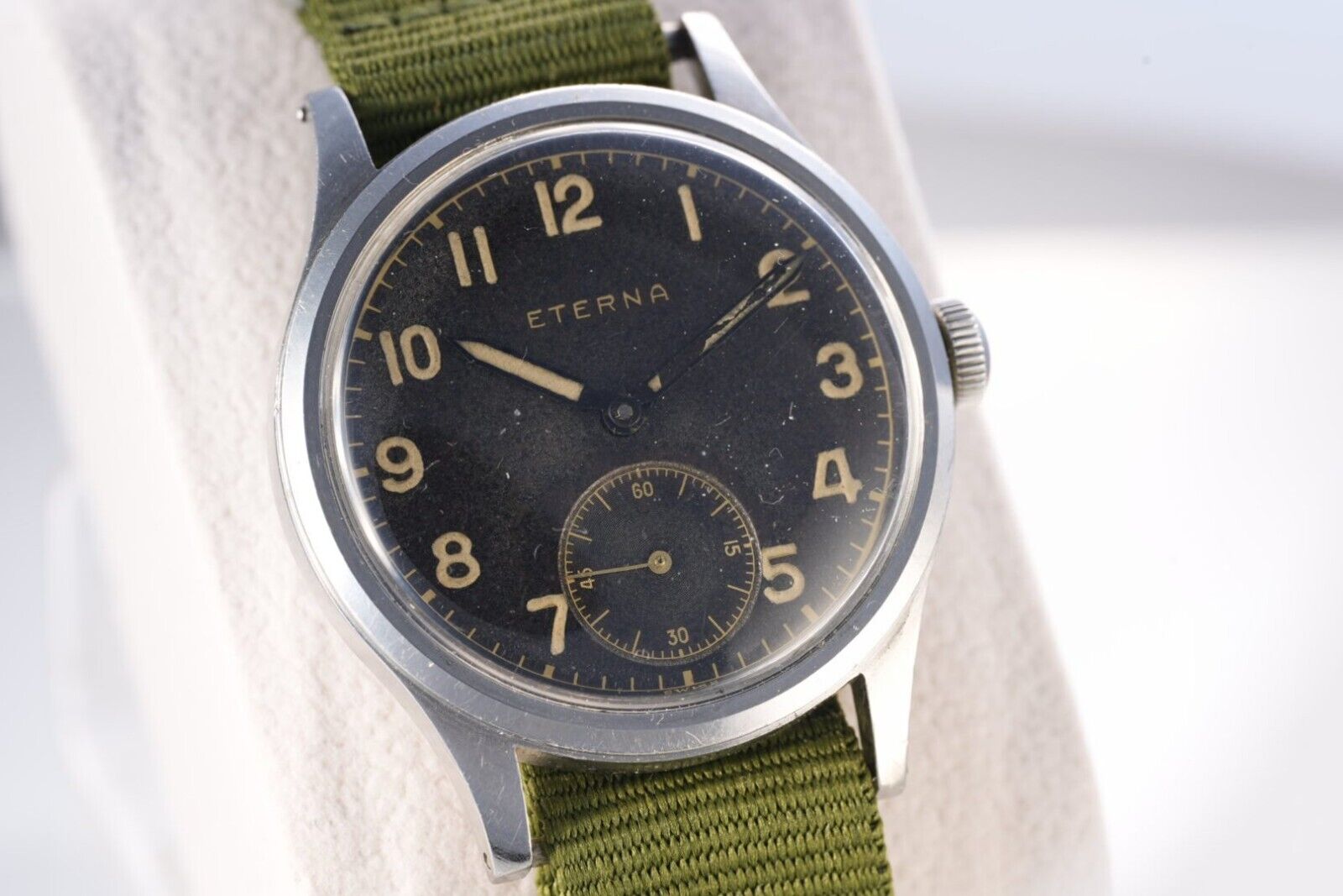 ETERNA Military Jumbo Wristwatch Ref. 138.92 Cal. 852  Radium Dial 1942  WWII