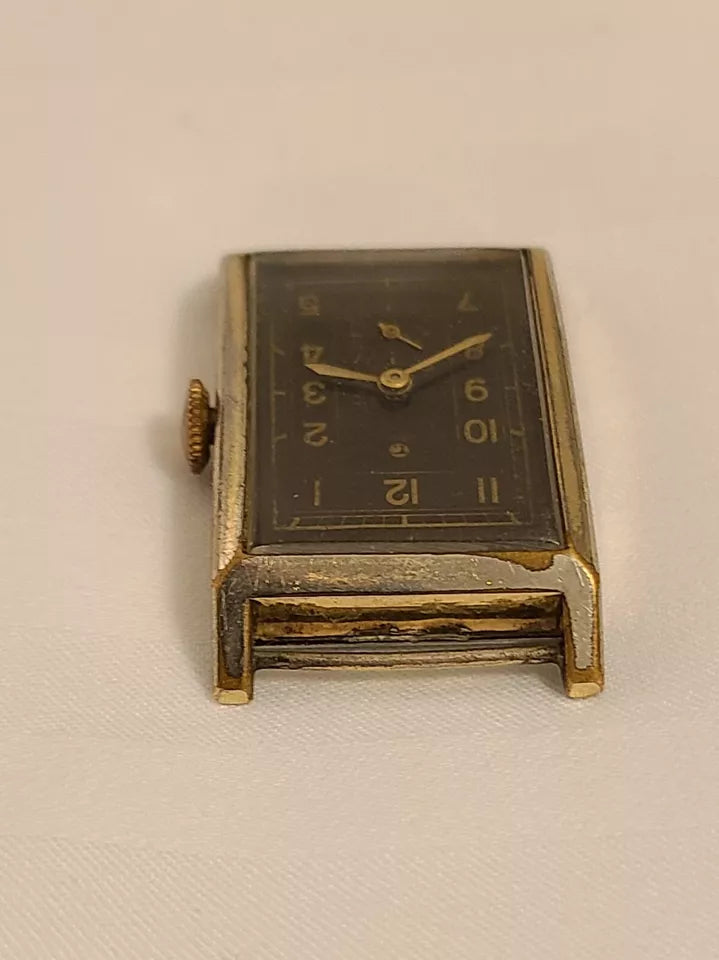 Detailed view of the dial of Glashütte Urofa TANK Caliber 58, vintage aesthetics, military heritage